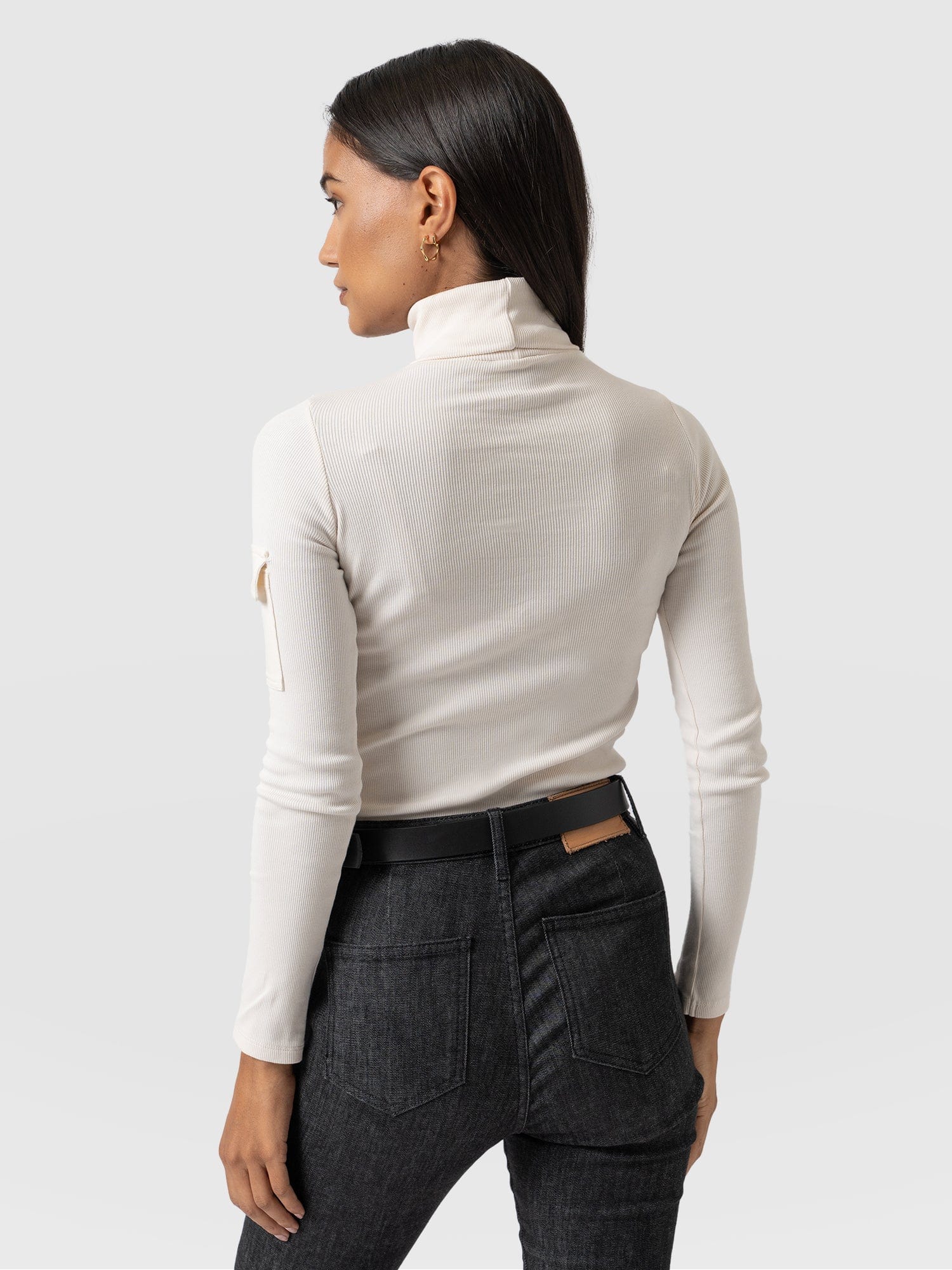 Pocket Turtle Neck Cream - Women's Sweaters | Saint + Sofia® USA